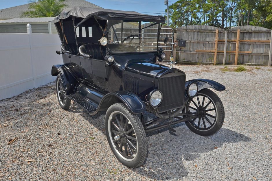 Model T Ford